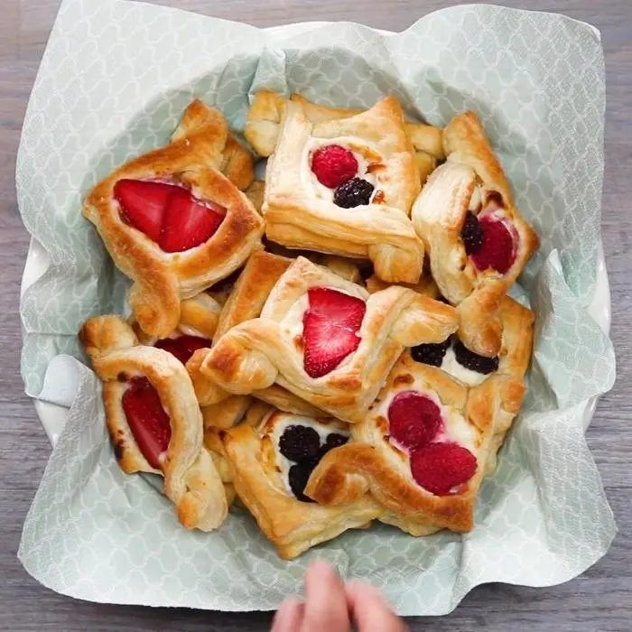 Fruit and Cream Cheese Breakfast Pastries